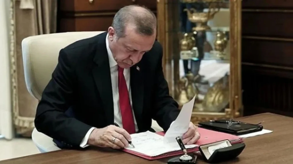 Milli Eğitim Bakanlığı’nda 13 ilde görev değişikliği 1 Milli Eğitim Bakanlığı’nda 13 ilde görev değişikliği