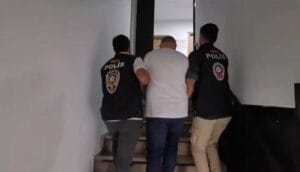 İzmir merkezli bir dolandırıcılık şebekesi, “evde sabun ve çorap paketleme”