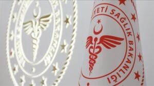 Bir kamu hastanesinde görevli sağlık çalışanlarının, hastalardan “bağış” ve “medikal