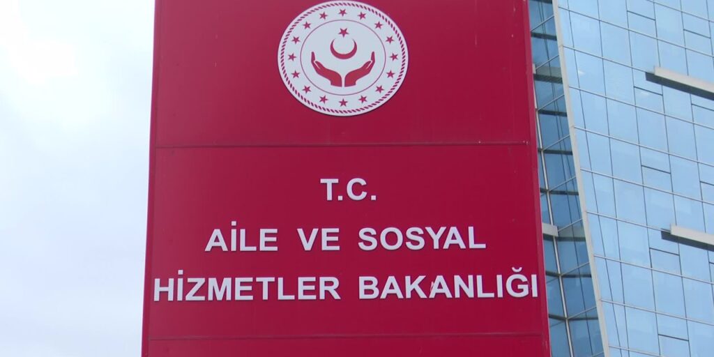 Aile ve Sosyal Hizmetler Bakanlığı 360 sürekli işçi alacak 1 5445