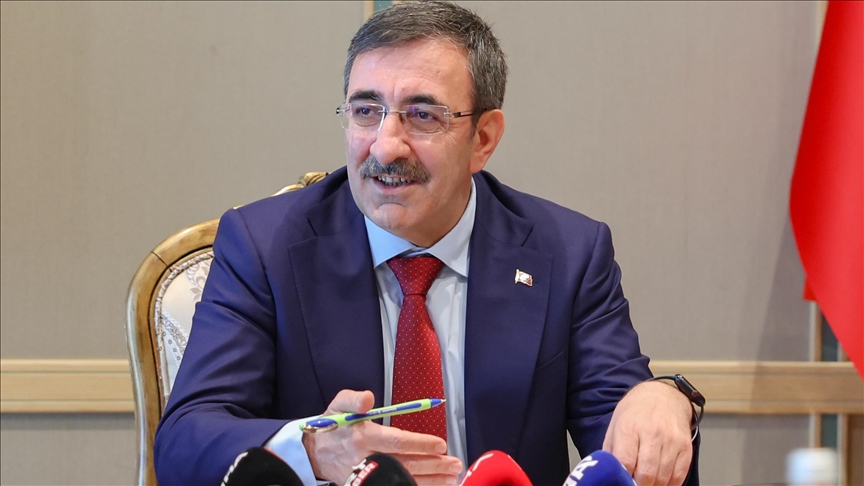 Yılmaz’dan yeni anayasa çağrısı: Türkiye’nin geleceği sivil ve özgürlükçü bir metinle şekillenmeli 1 5545