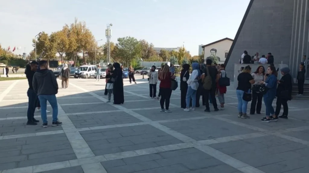 Malatya'da deprem paniği: AFAD büyüklüğünü açıkladı 1 56555