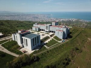 Samsun Üniversitesi, farklı akademik birimlerinde görevlendirilmek üzere 20 öğretim üyesi
