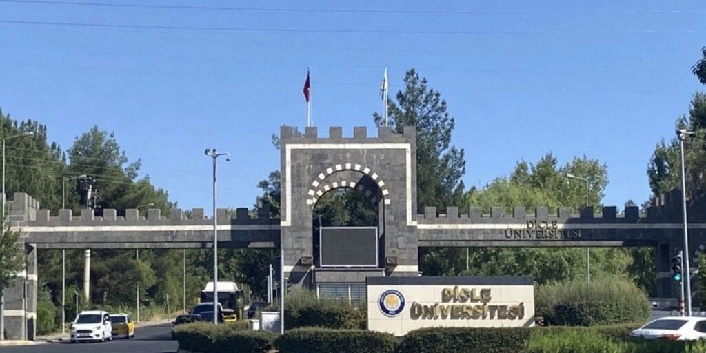 Dicle Üniversitesi 91 sözleşmeli personel alacak: Başvurular başladı 1 Dicle Üniversitesi 91 sözleşmeli personel alaca