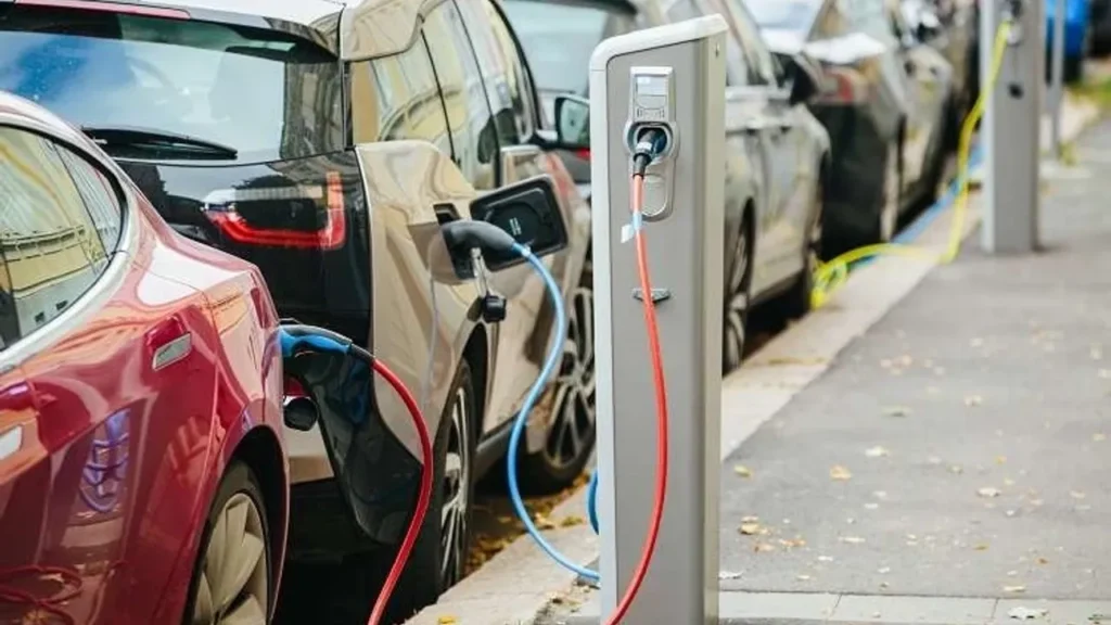 Ticaret Bakanlığı'ndan Elektrikli Otomobil Reklamlarına Sıkı Denetim 1 Ticaret Bakanlığı'ndan Elektrikli Otomobil Reklamlarına Sıkı Denetim