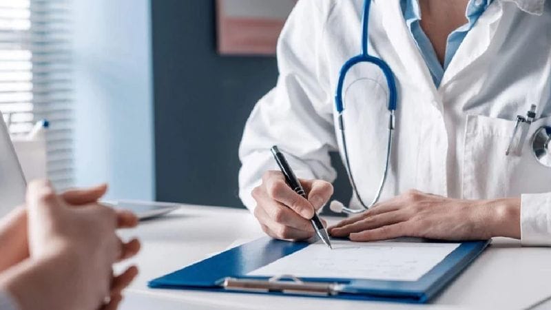 Doktorlar artık aynı anda 2 kurumda çalışabilecek 1 doktorlar