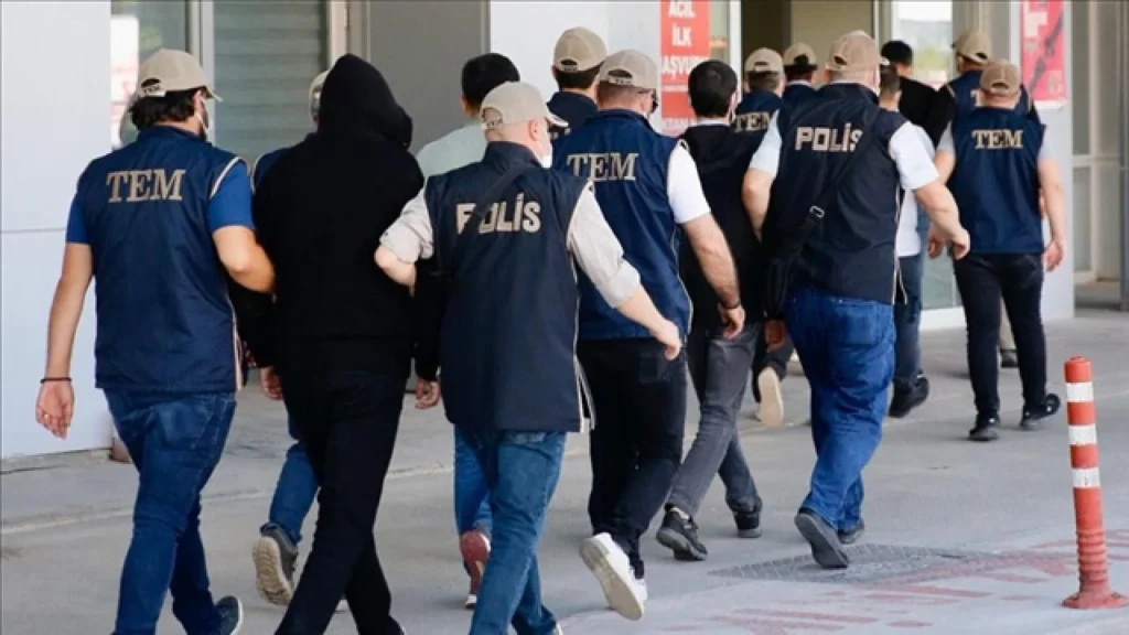 18 İlde FETÖ Operasyonu: 53 Şüpheli Yakalandı 1 fetö operasyonu